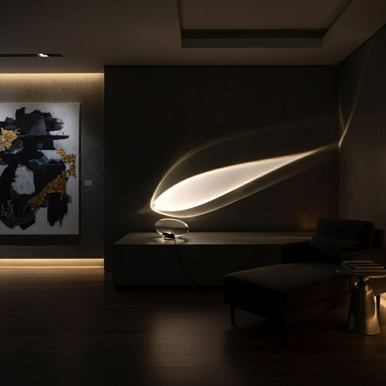 Sculpted Oval Glass Lamp