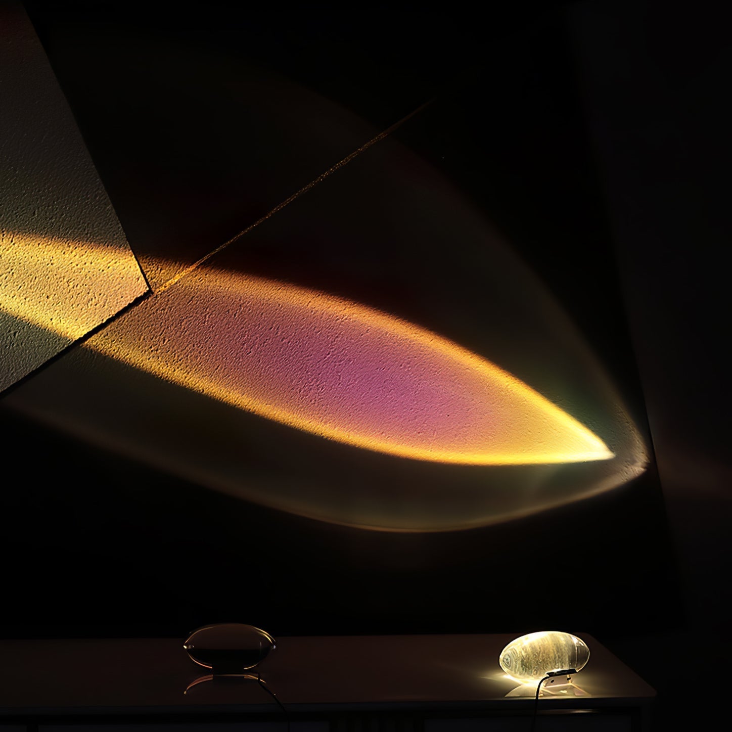 Sculpted Oval Glass Lamp