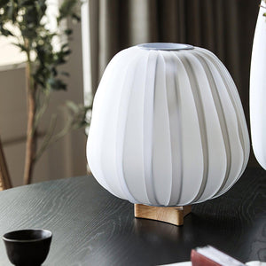 Ribbed Glow Table Lamp
