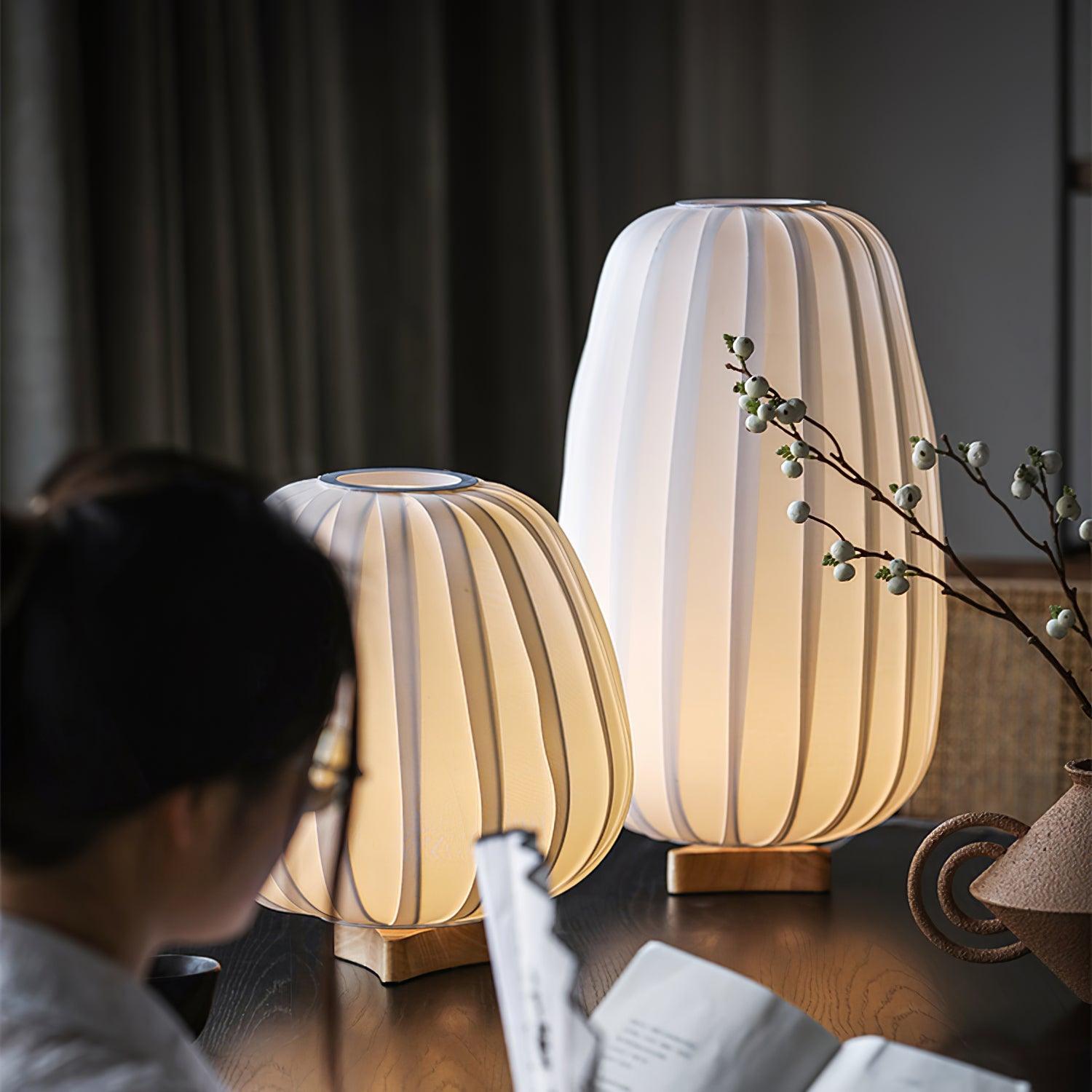 Ribbed Glow Table Lamp