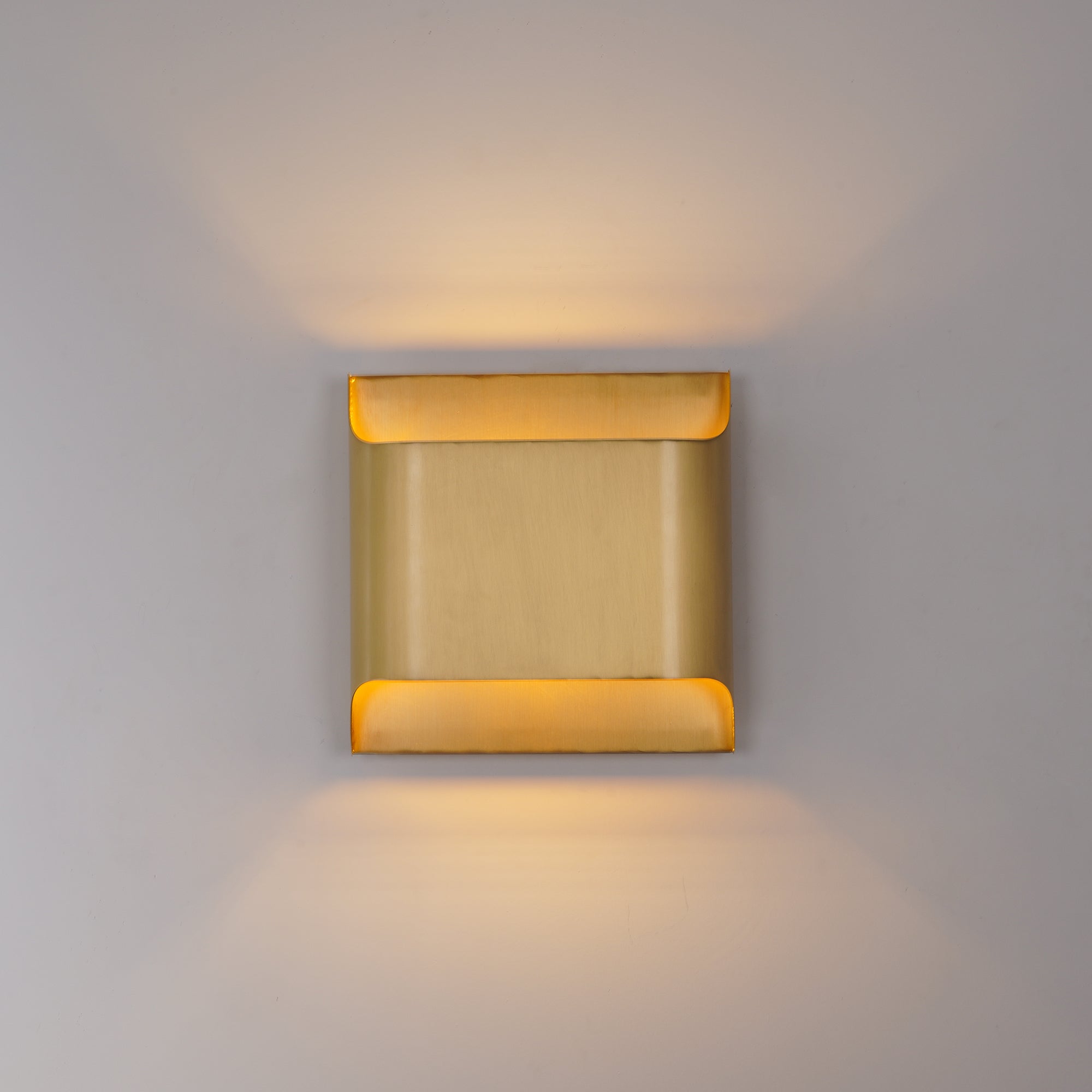Curved Brass Sconce