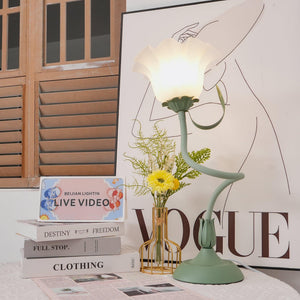 Lily Bloom Lamp