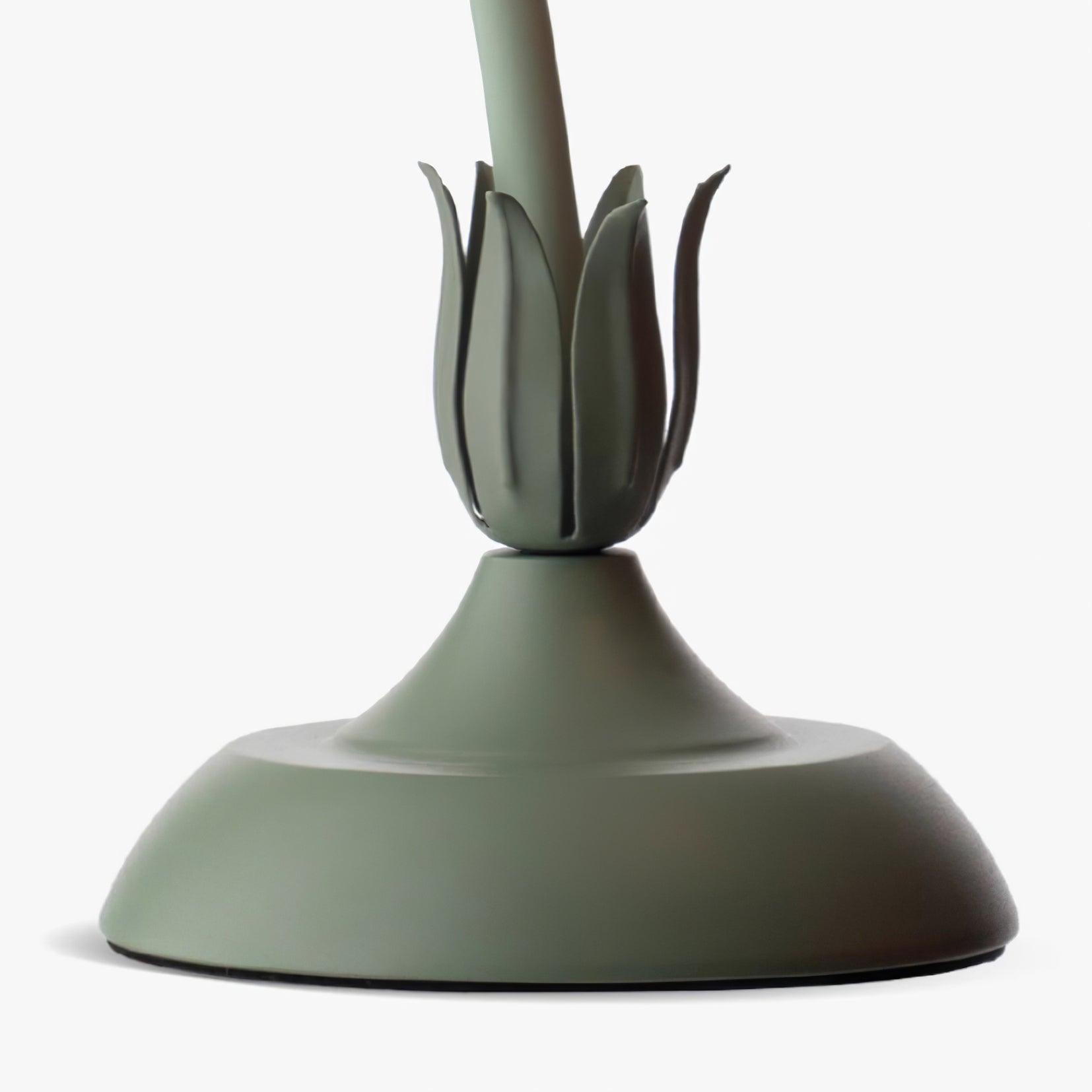 Lily Bloom Lamp