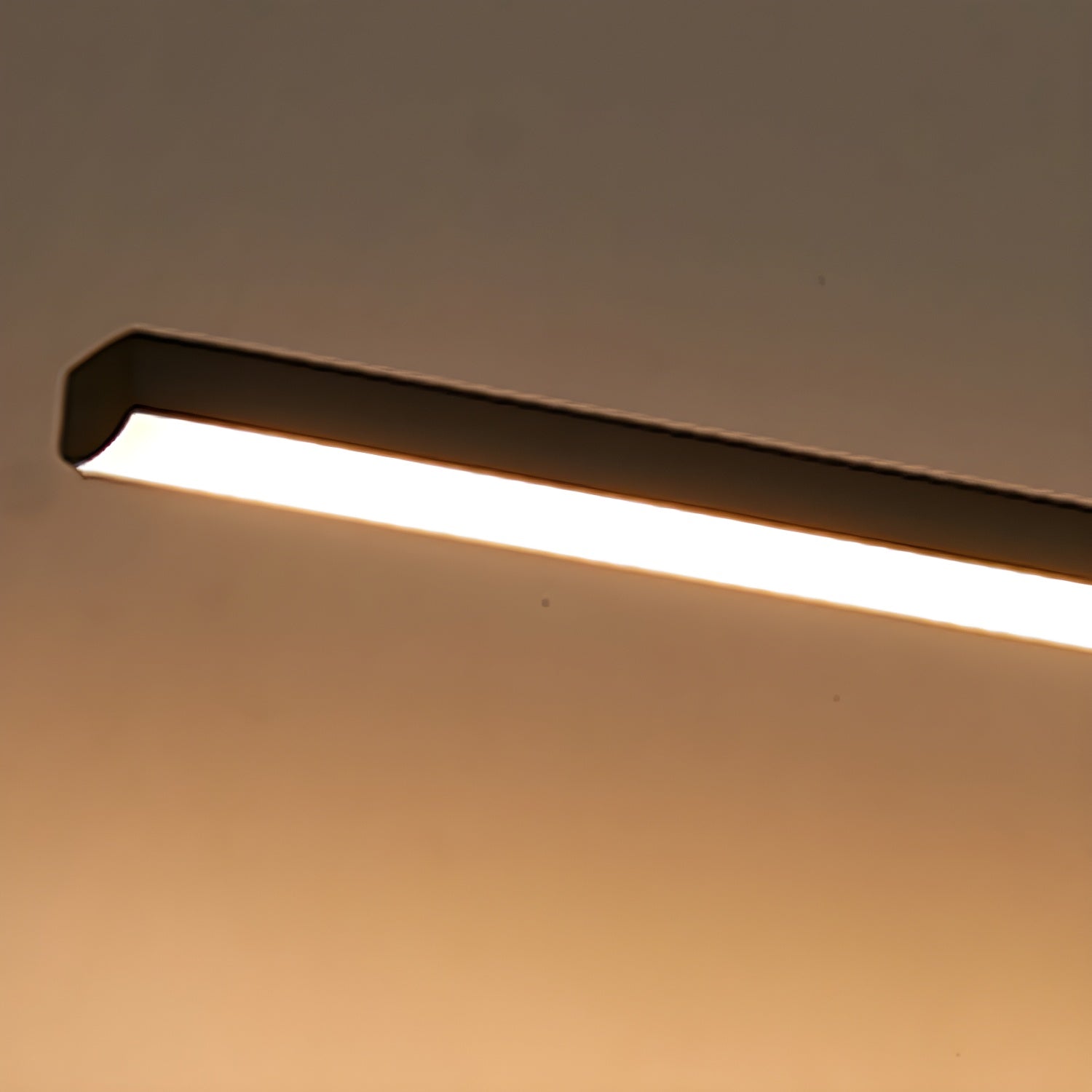 Lumina Linear Sconce