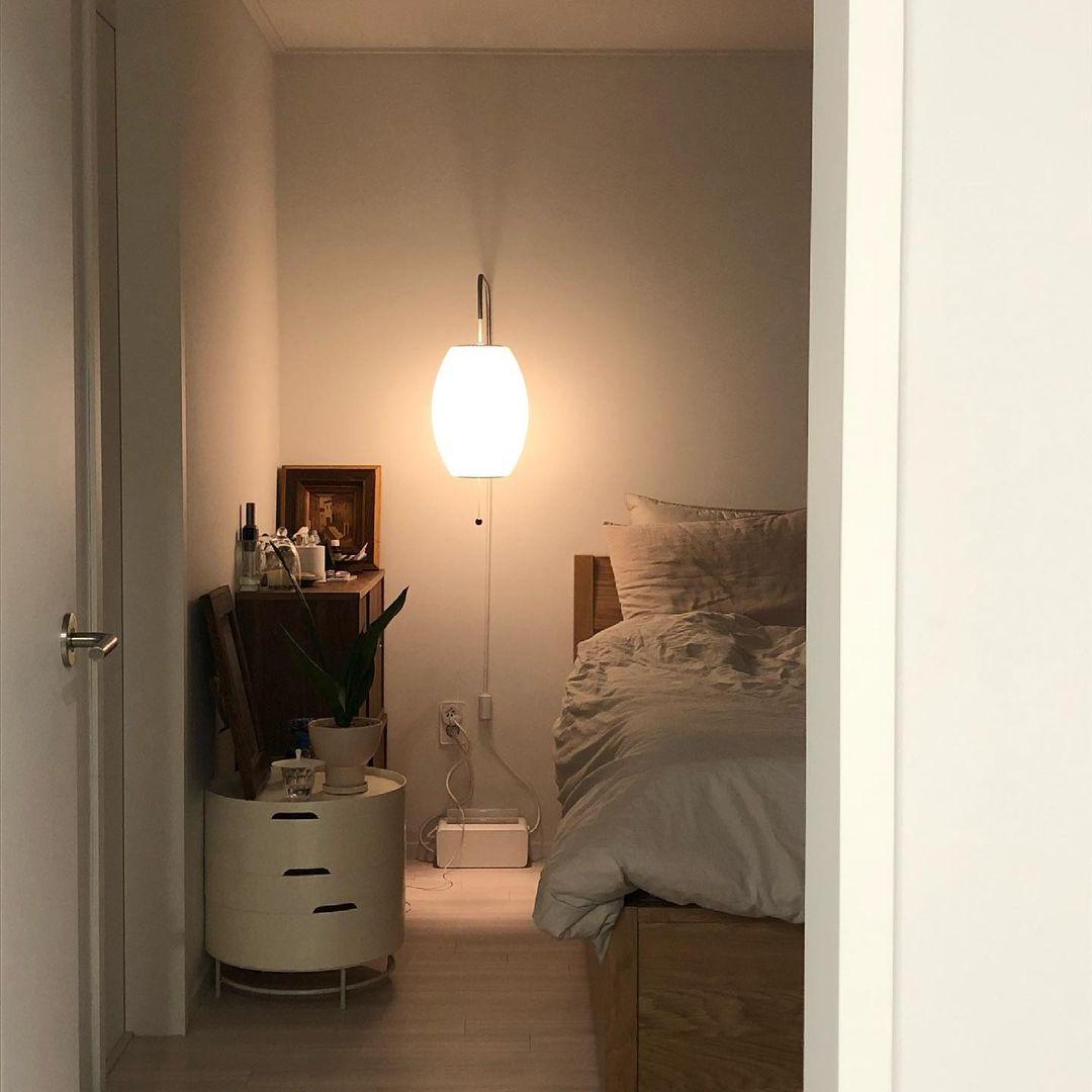 Sculpted Arc Wall Sconce