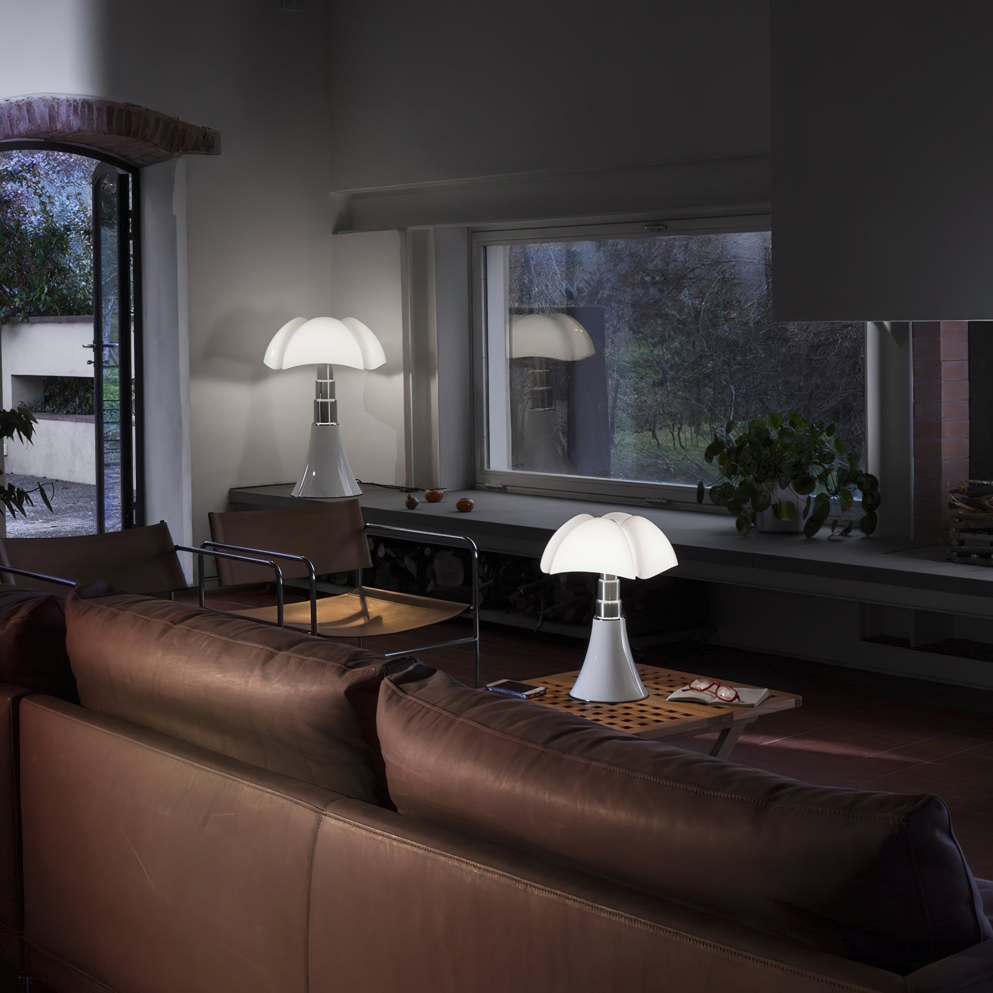 Dome Silhouette Lamp