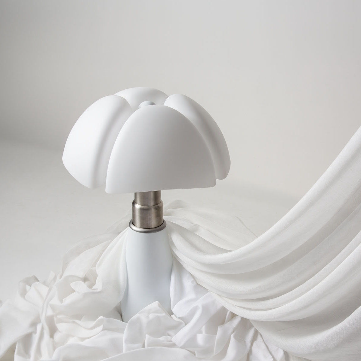 Dome Silhouette Lamp