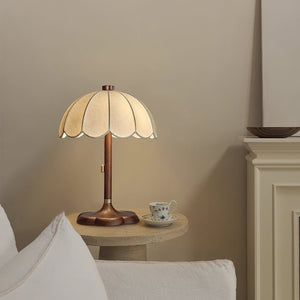 Petal Scallop Lamp