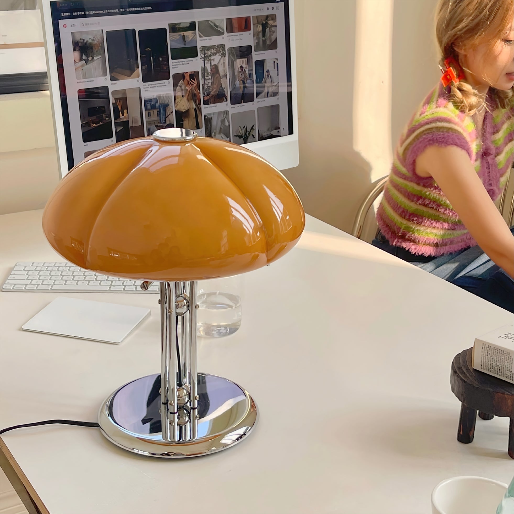 Mushroom Dome Table Lamp
