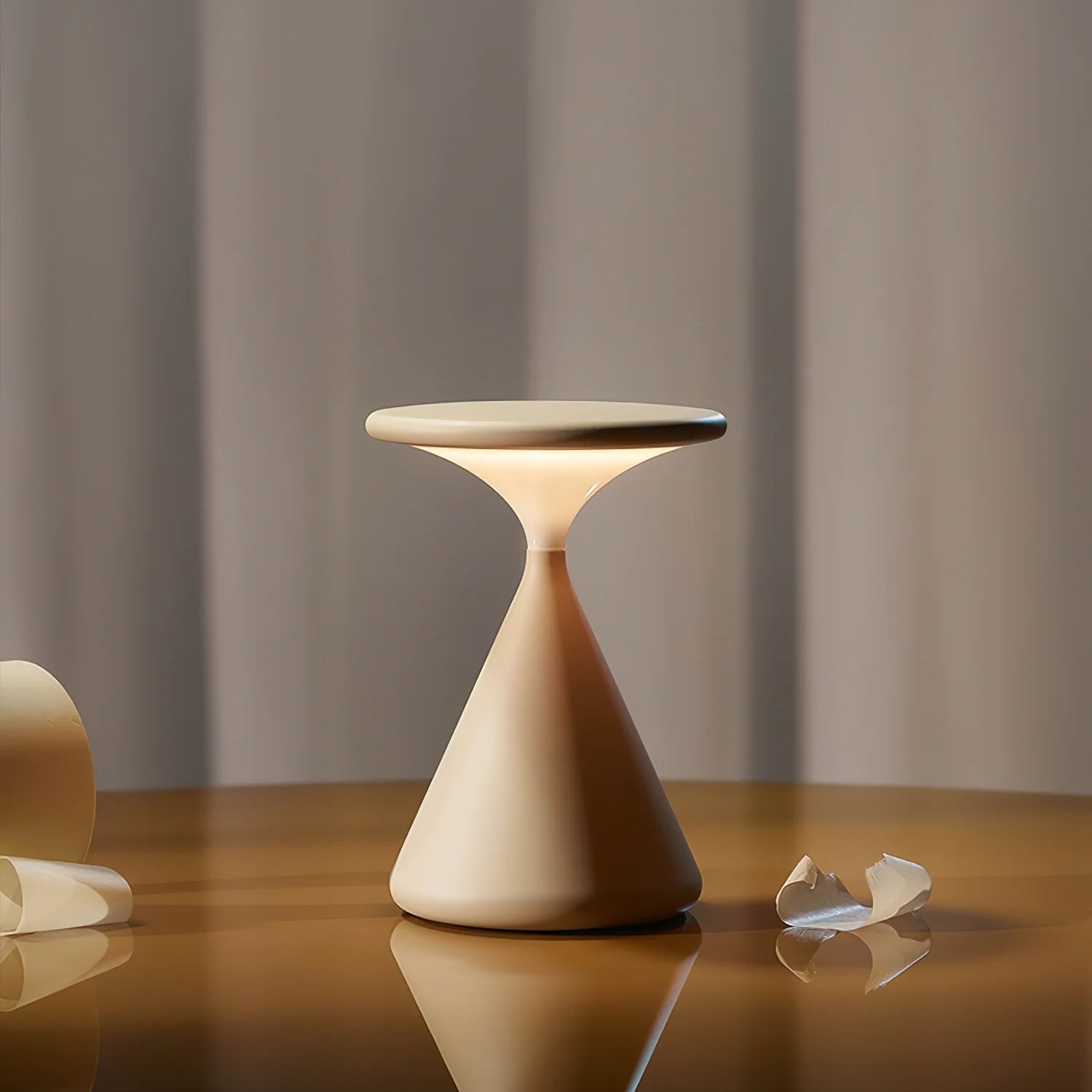 Aura Cordless Lamp