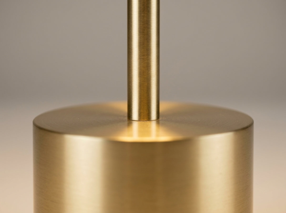 Aurelia Cordless Lamp - Crafted for Lasting Beauty