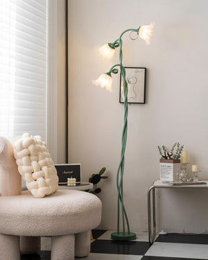 Elegant Calla Lily Inspired Floor Lamp with Sculptural Design