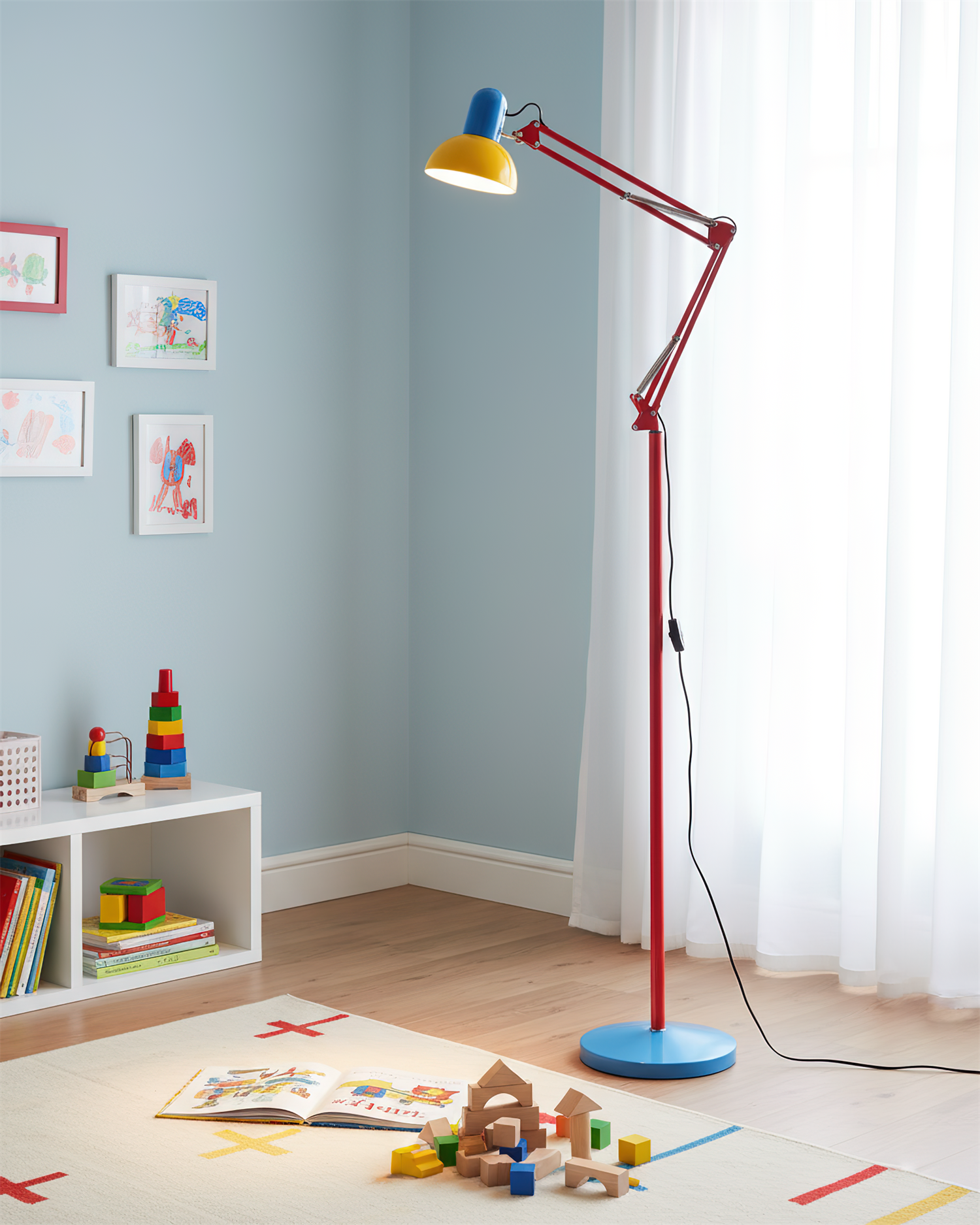 Flexo Memphis Floor Lamp with Adjustable Arm