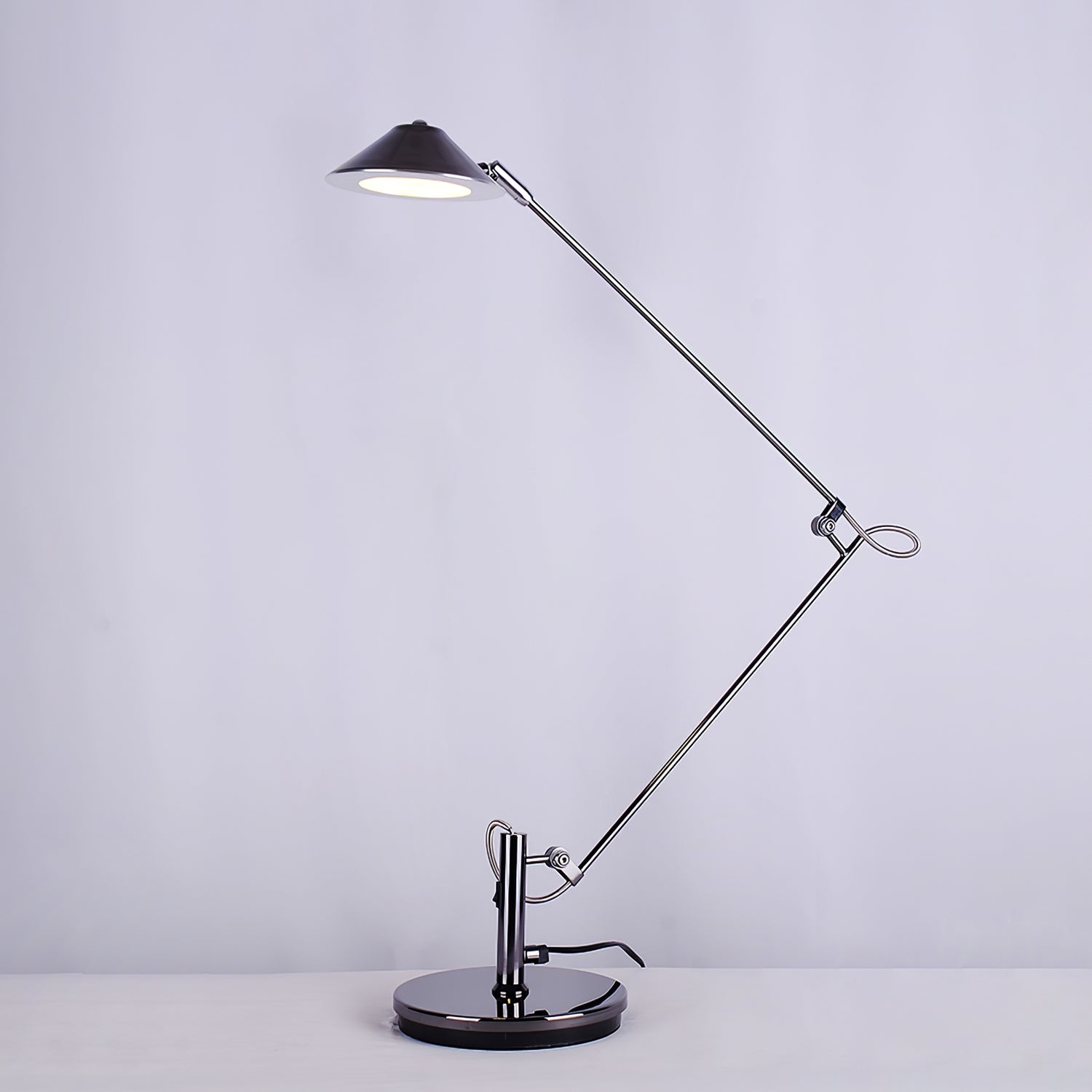 Articulate Task Lamp