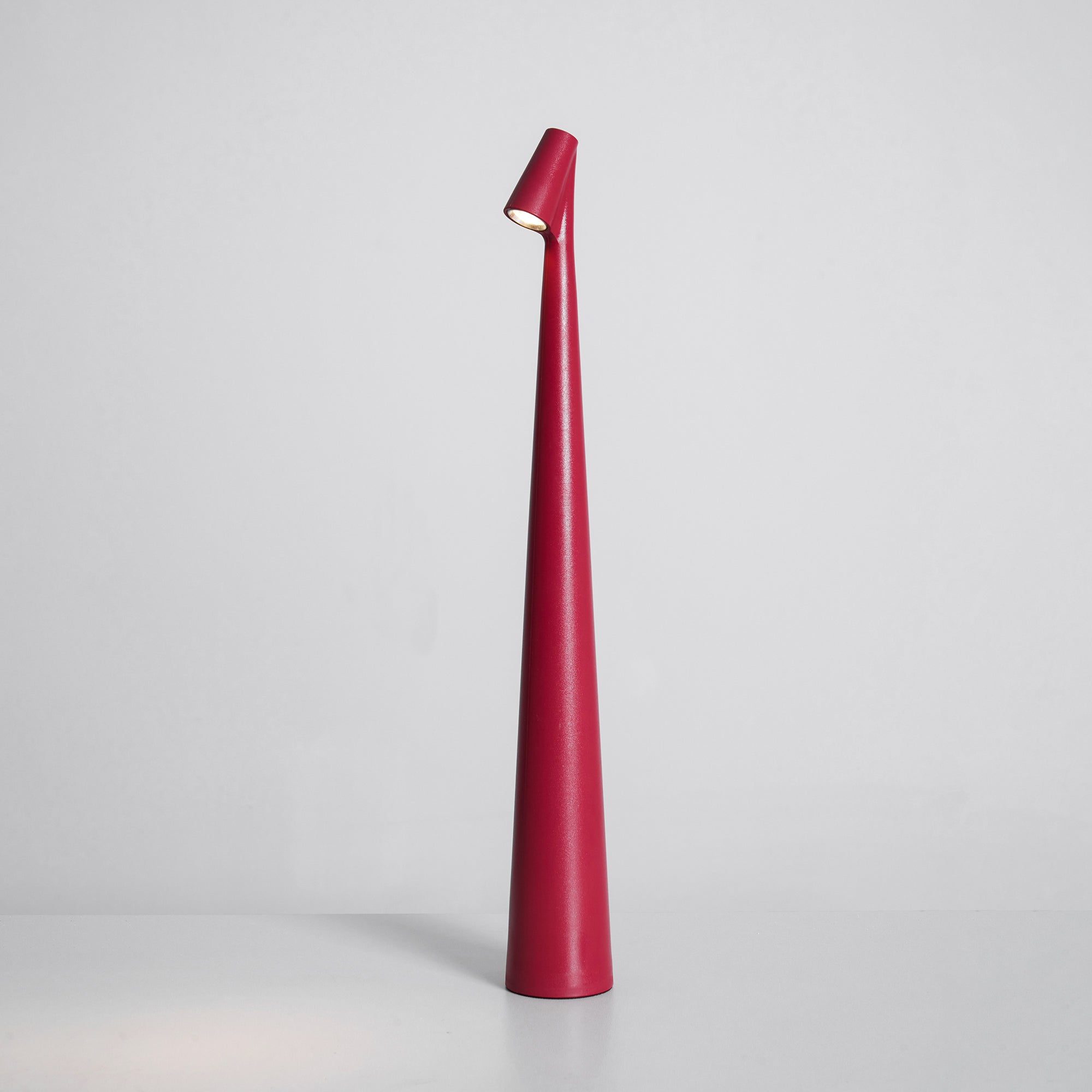 Cordless Sculpted Lamp