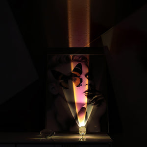 Sculpted Oval Glass Lamp