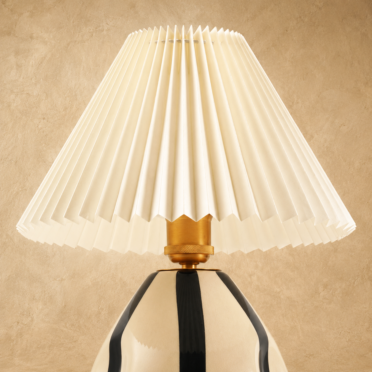 Pleated Ceramic Table Lamp