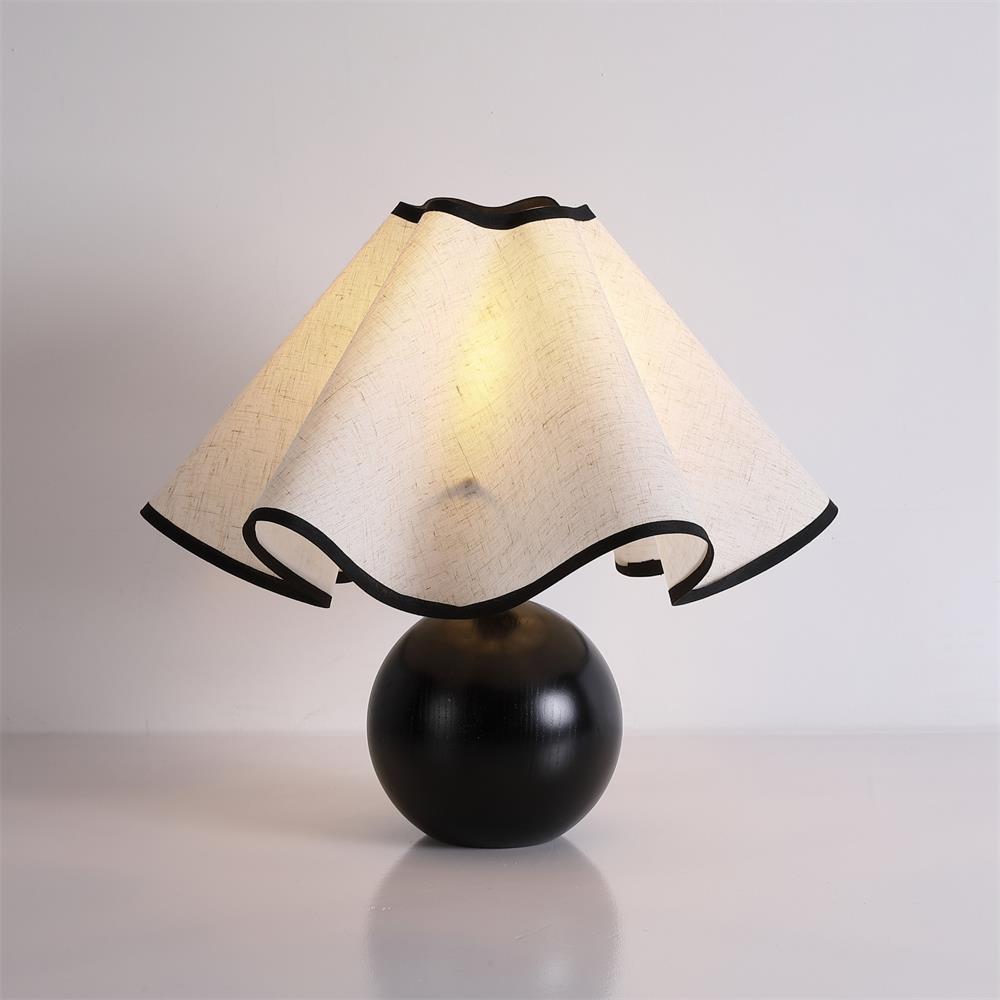 Heritage Wood Table Lamp