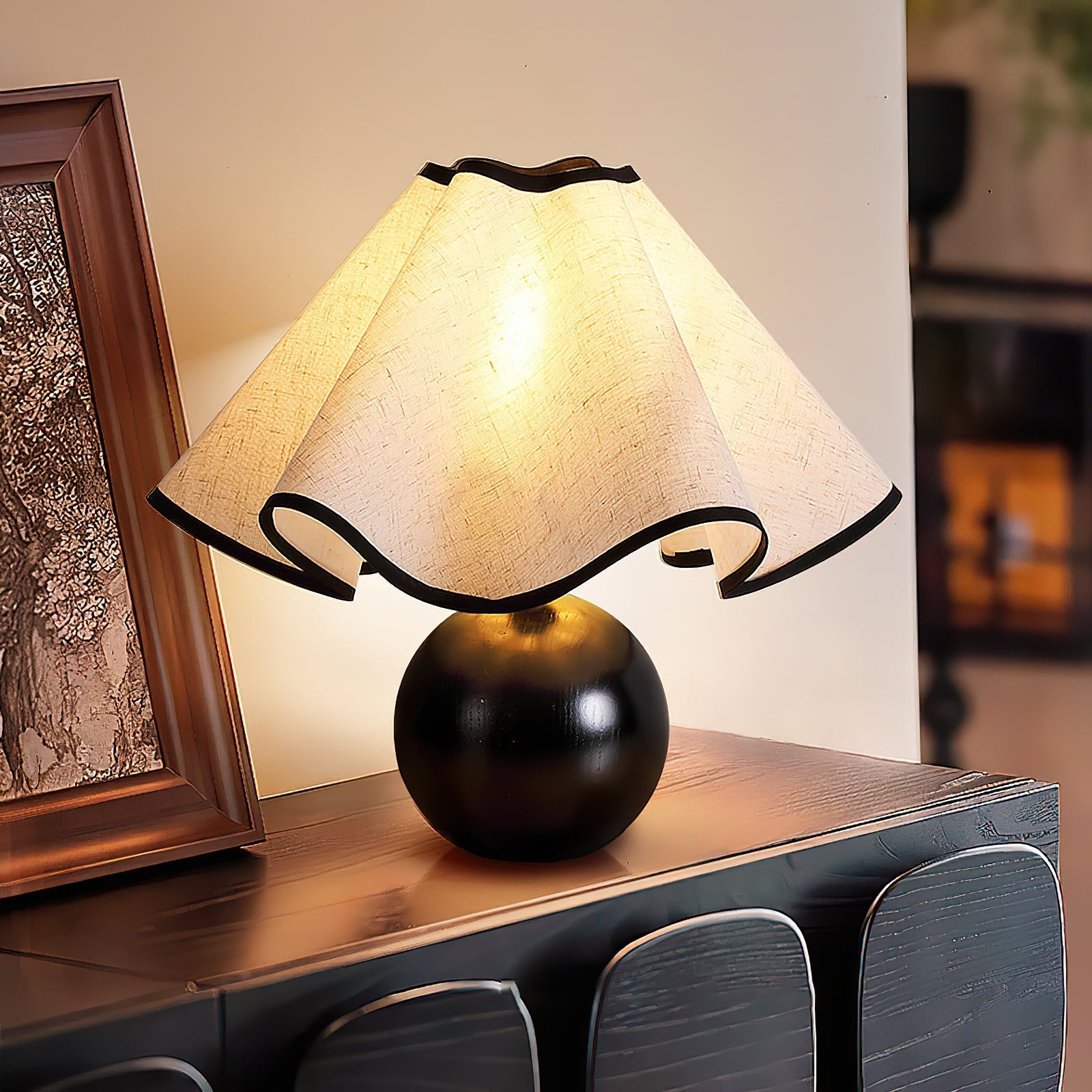 Heritage Wood Table Lamp
