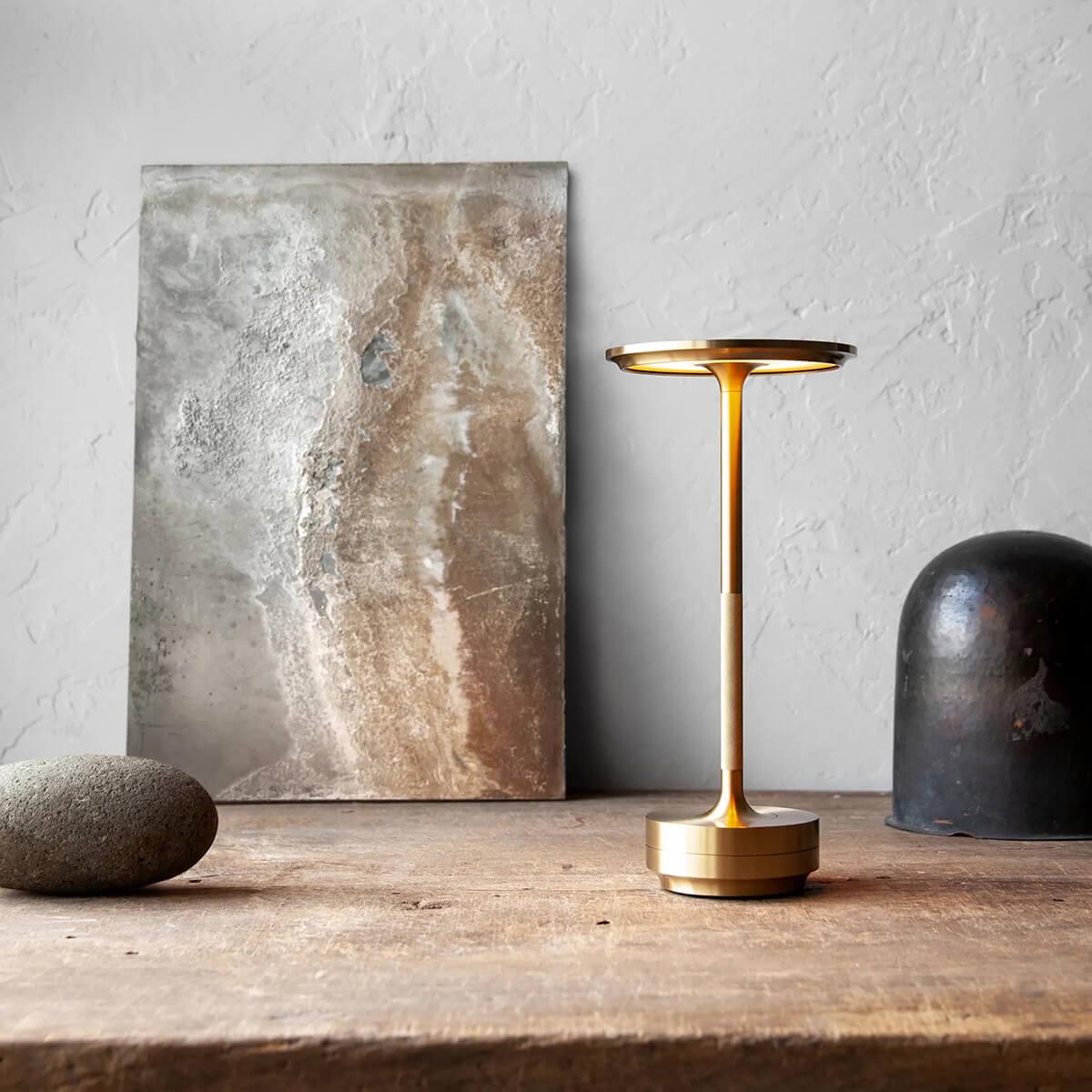 Cordless Halo Table Lamp