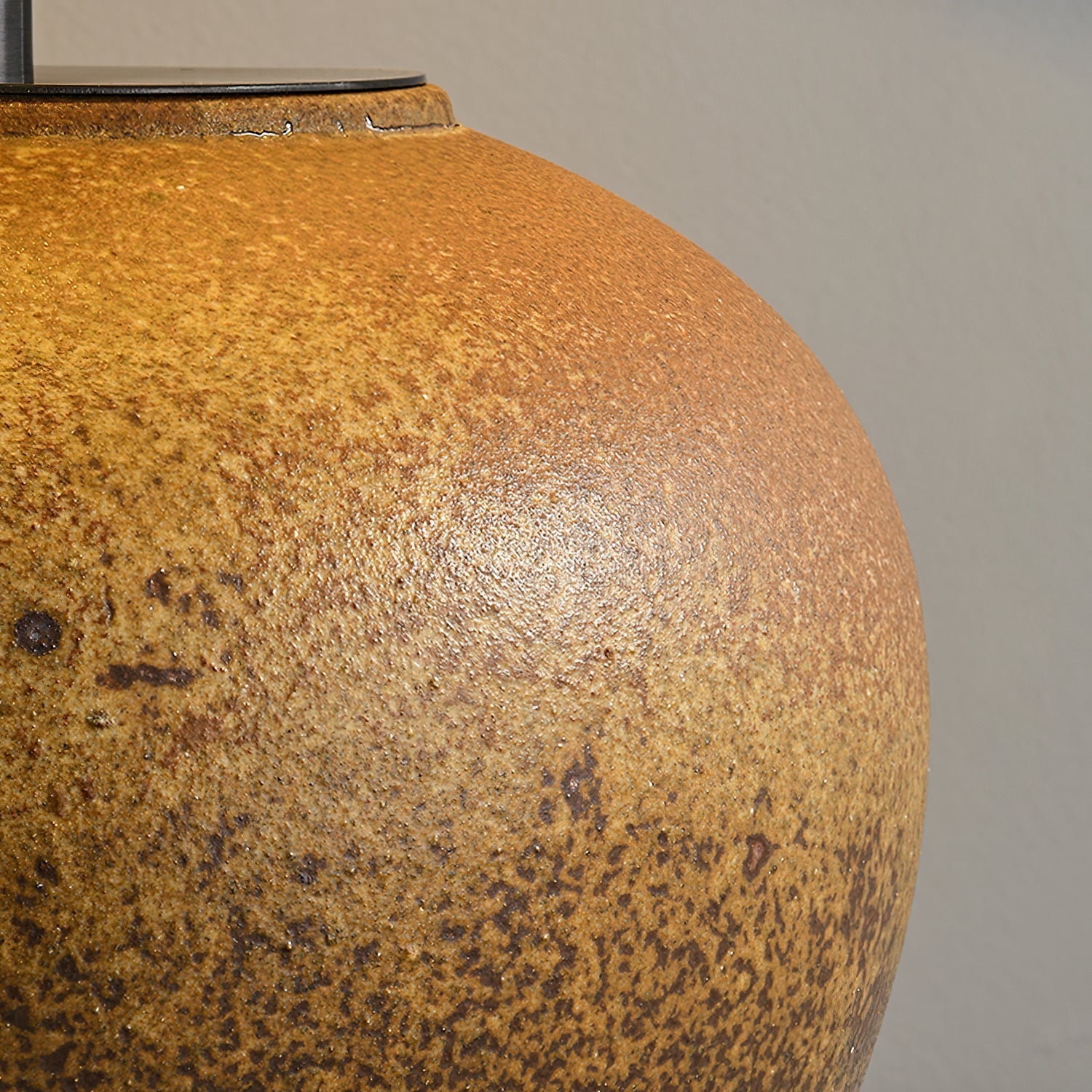 Ceramic Curve Table Lamp