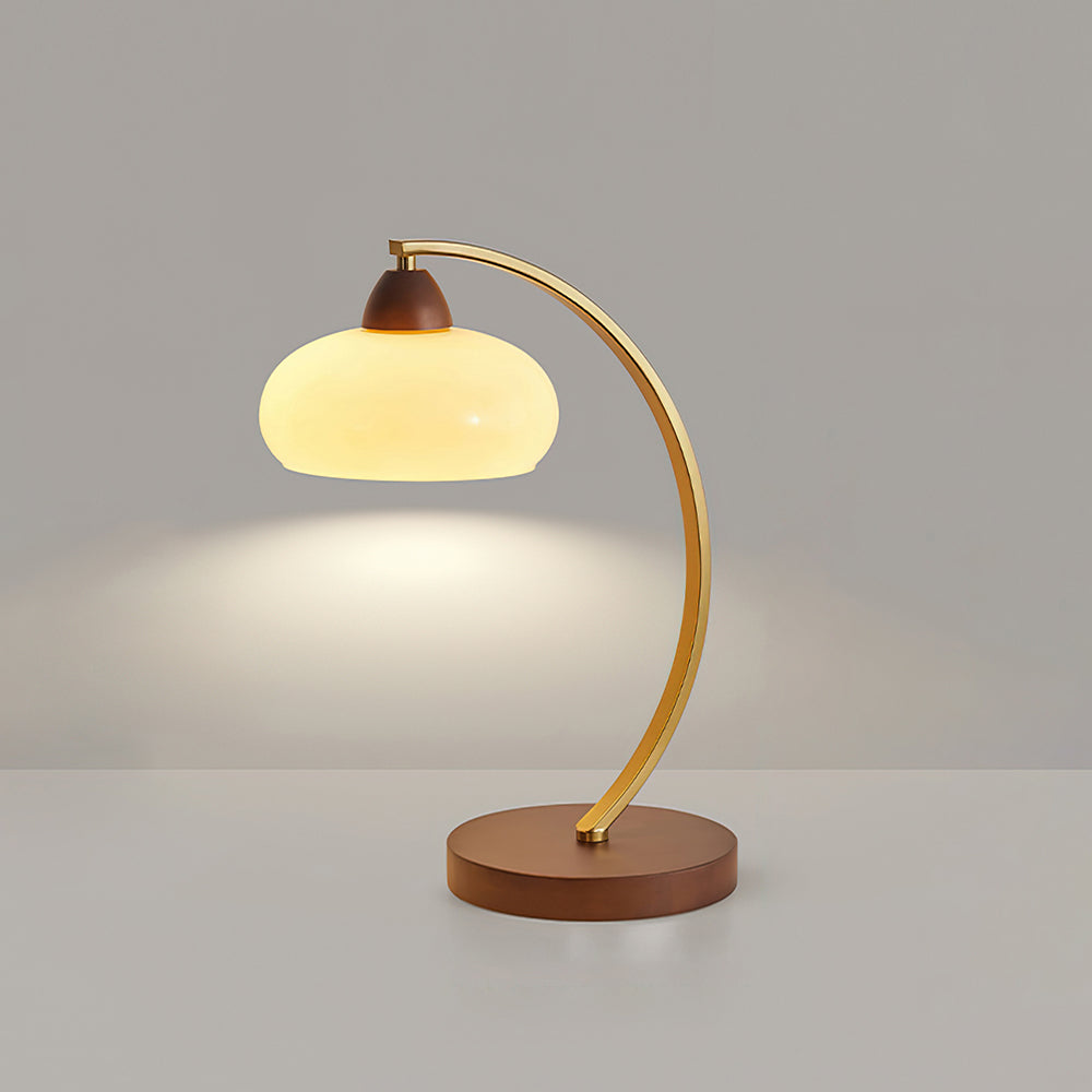Vintage Scallop Table Lamp