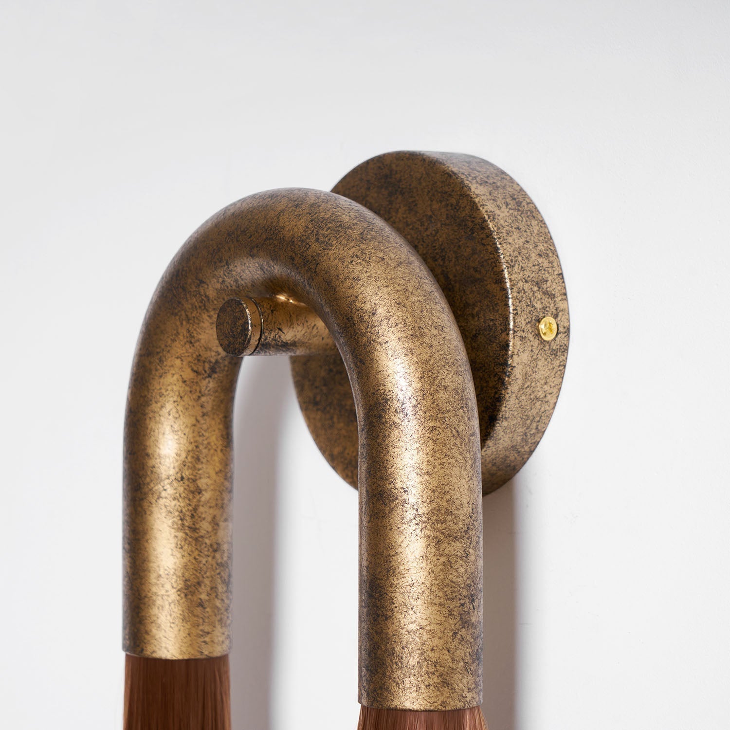 Sculpted Arc Sconce