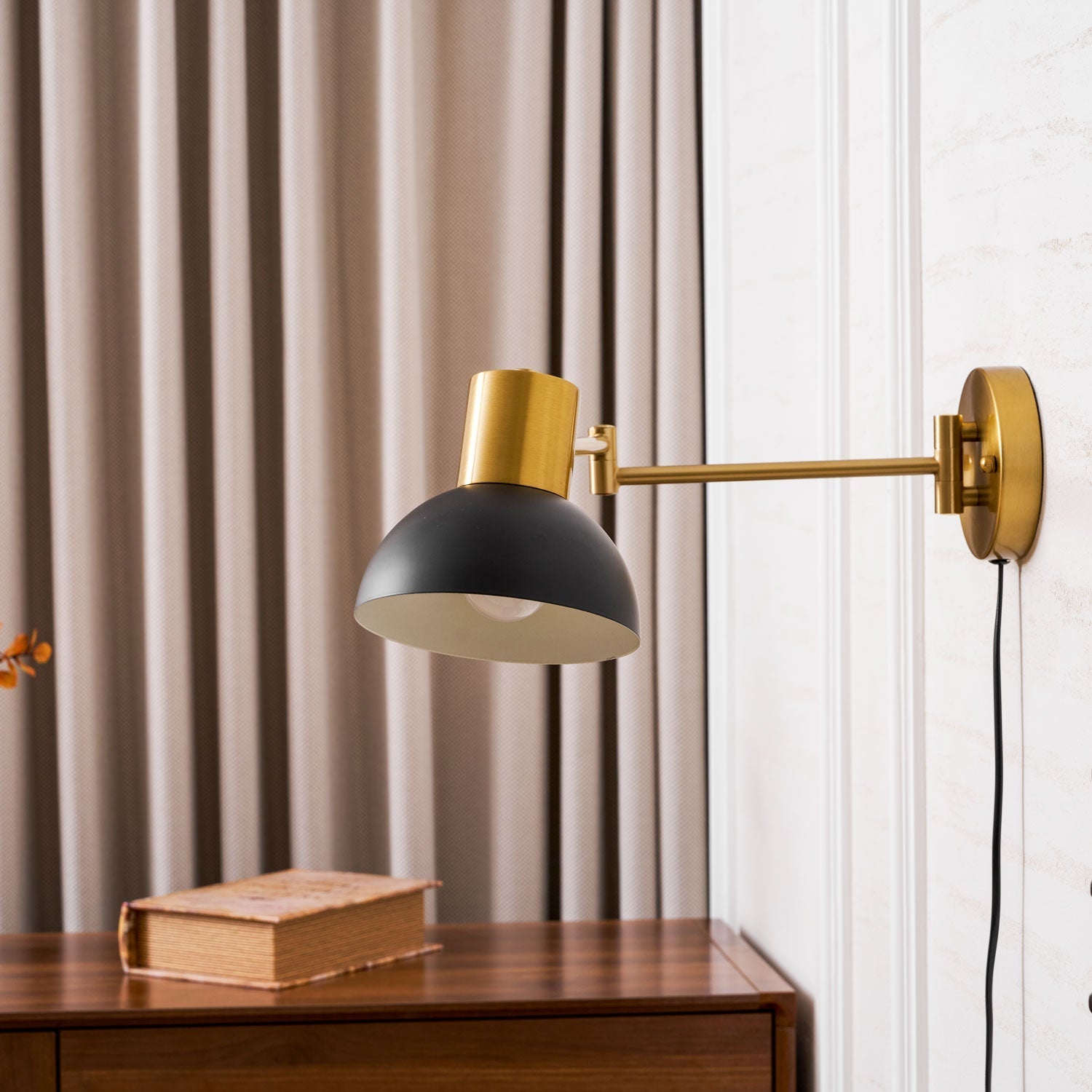 Flexible Reading Sconce