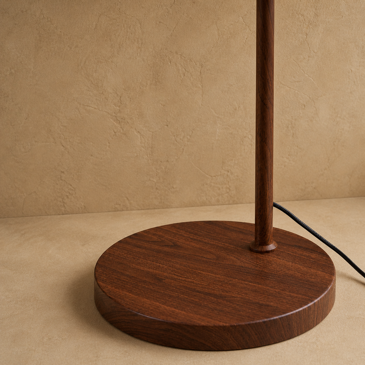 Sculptural Arc Floor Lamp