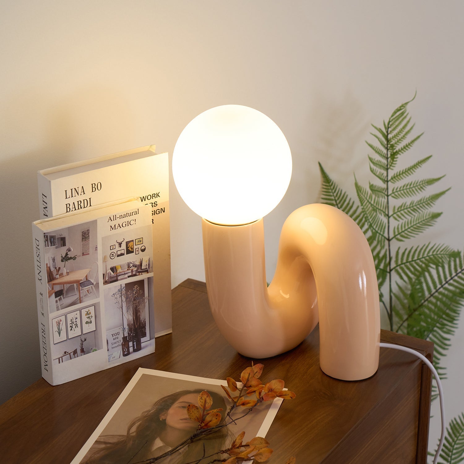 Halo Globe Lamp