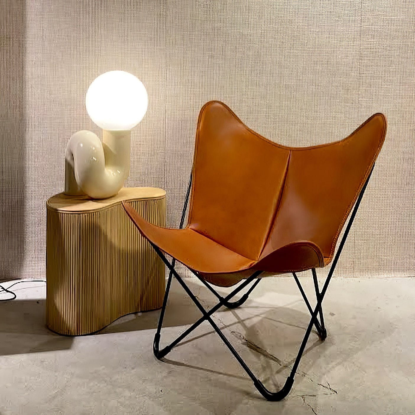 Halo Globe Lamp
