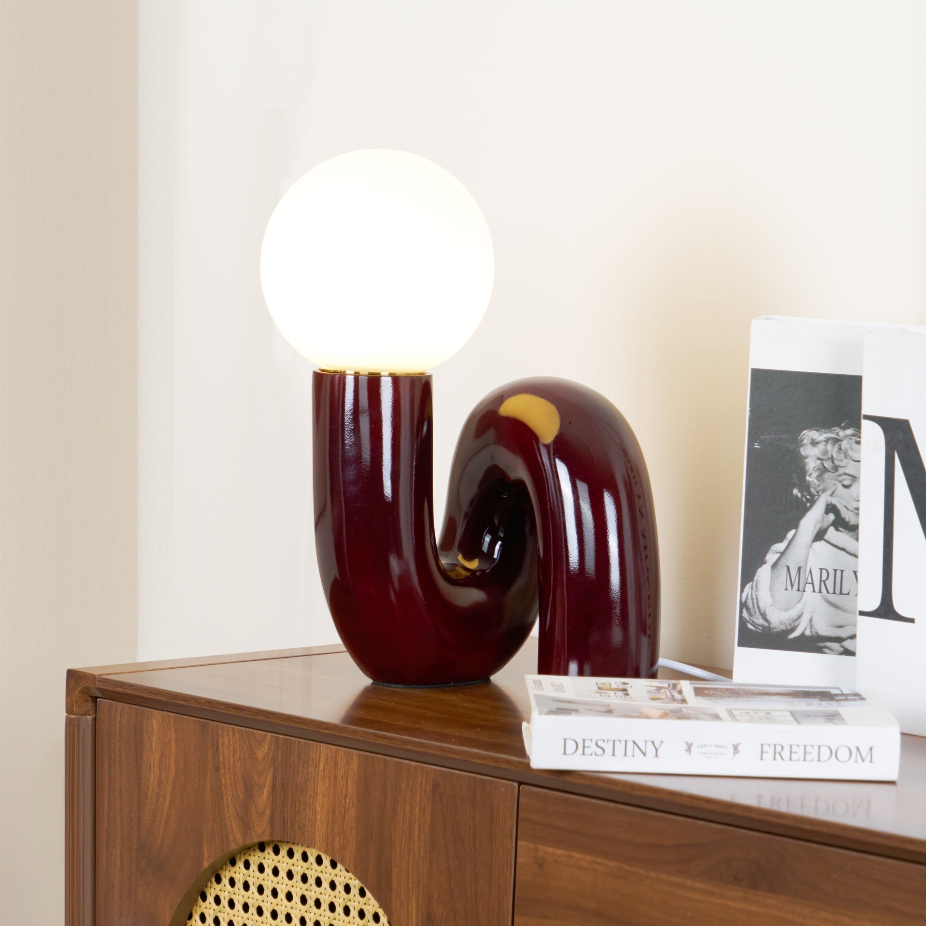Halo Globe Lamp