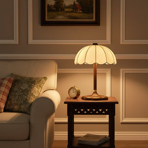 Petal Scallop Lamp