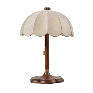 Petal Scallop Lamp