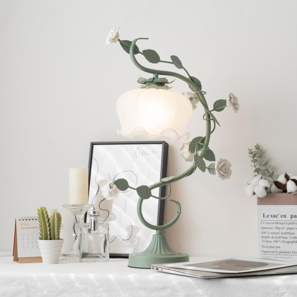 Botanical Bloom Lamp