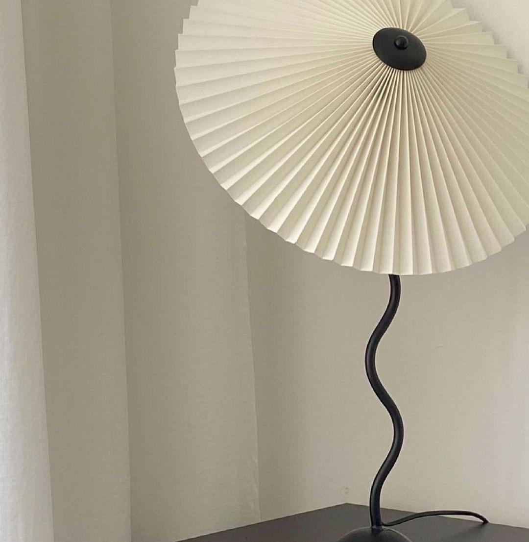 Pleated Wave Lamp