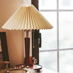 Pleated Fold Table Lamp