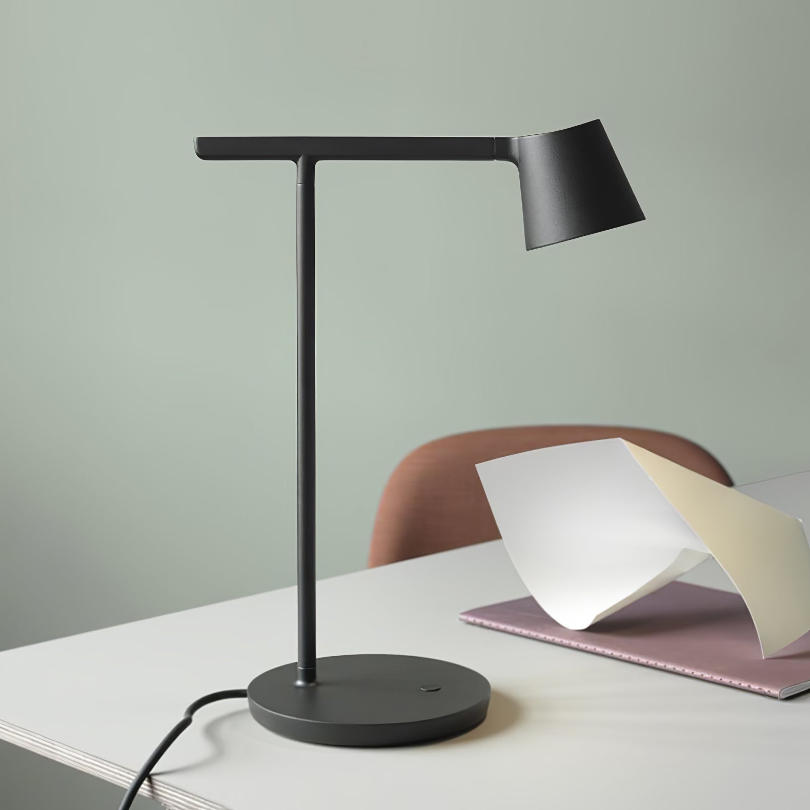 Angled Glow Lamp