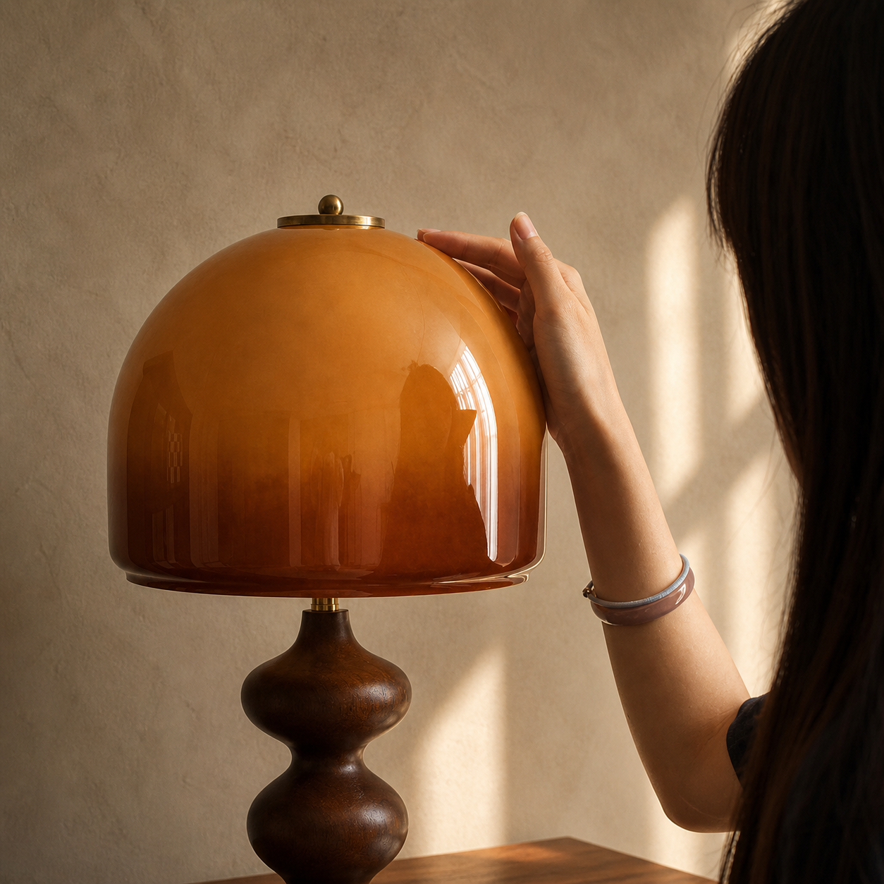 Amber Glow Table Lamp