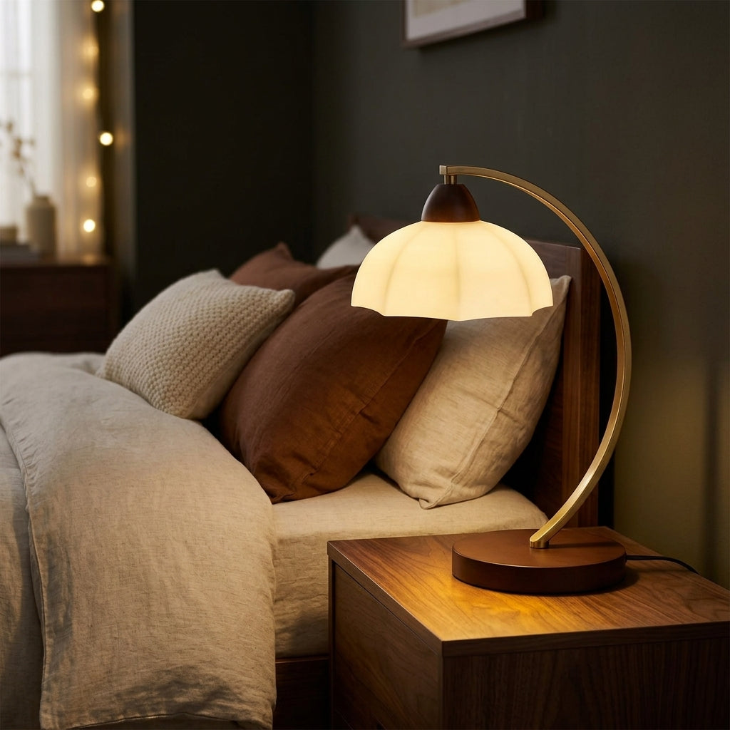 Vintage Scallop Table Lamp - Main Product Image
